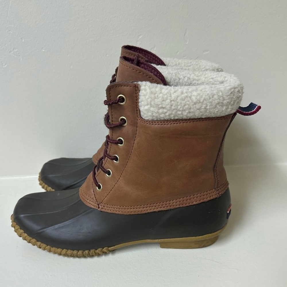 Tommy Hilfiger duck boots size 11